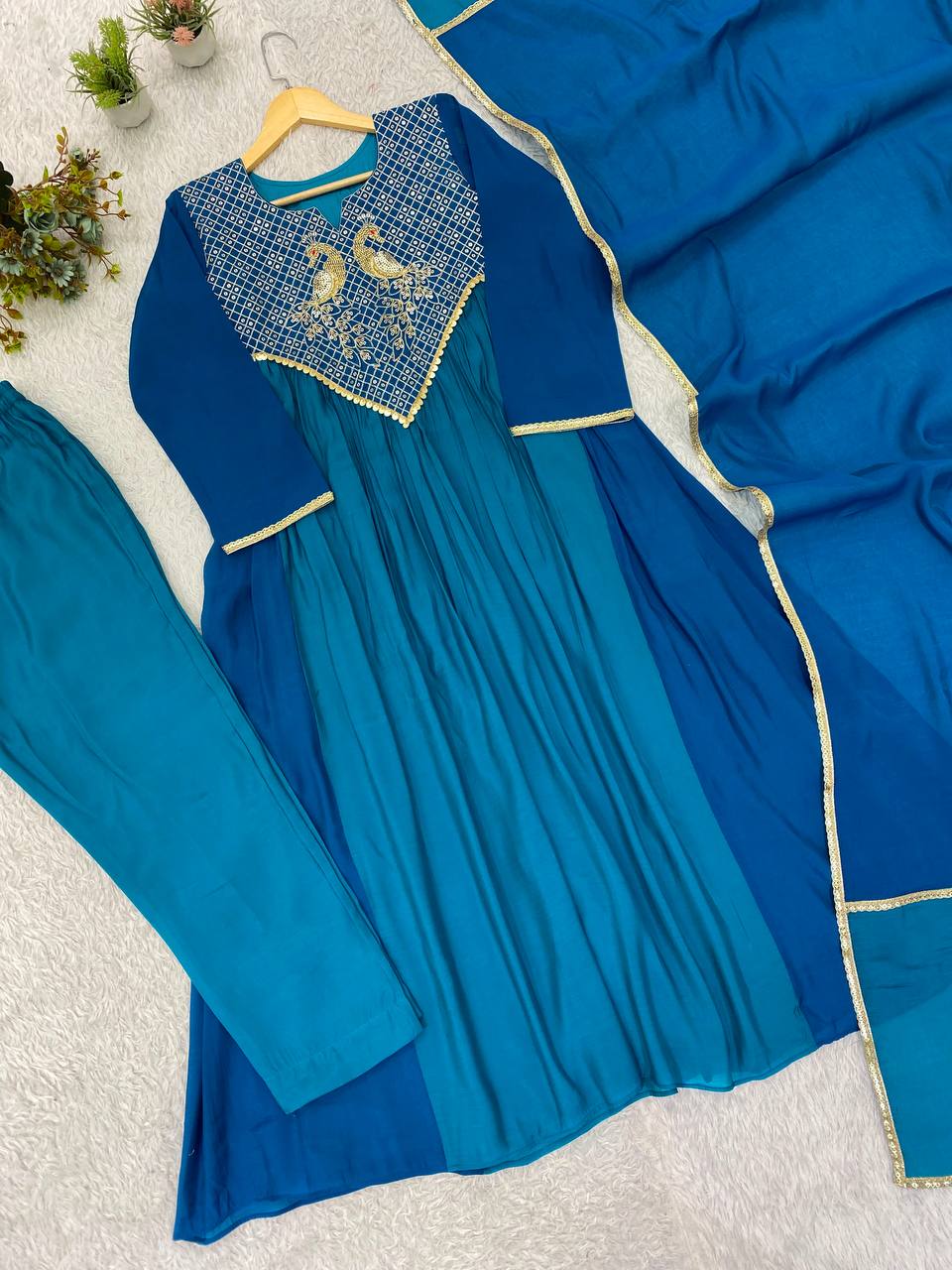 Teal Blue Mul Chanderi Sequin Kurta Pant Set, view 5
