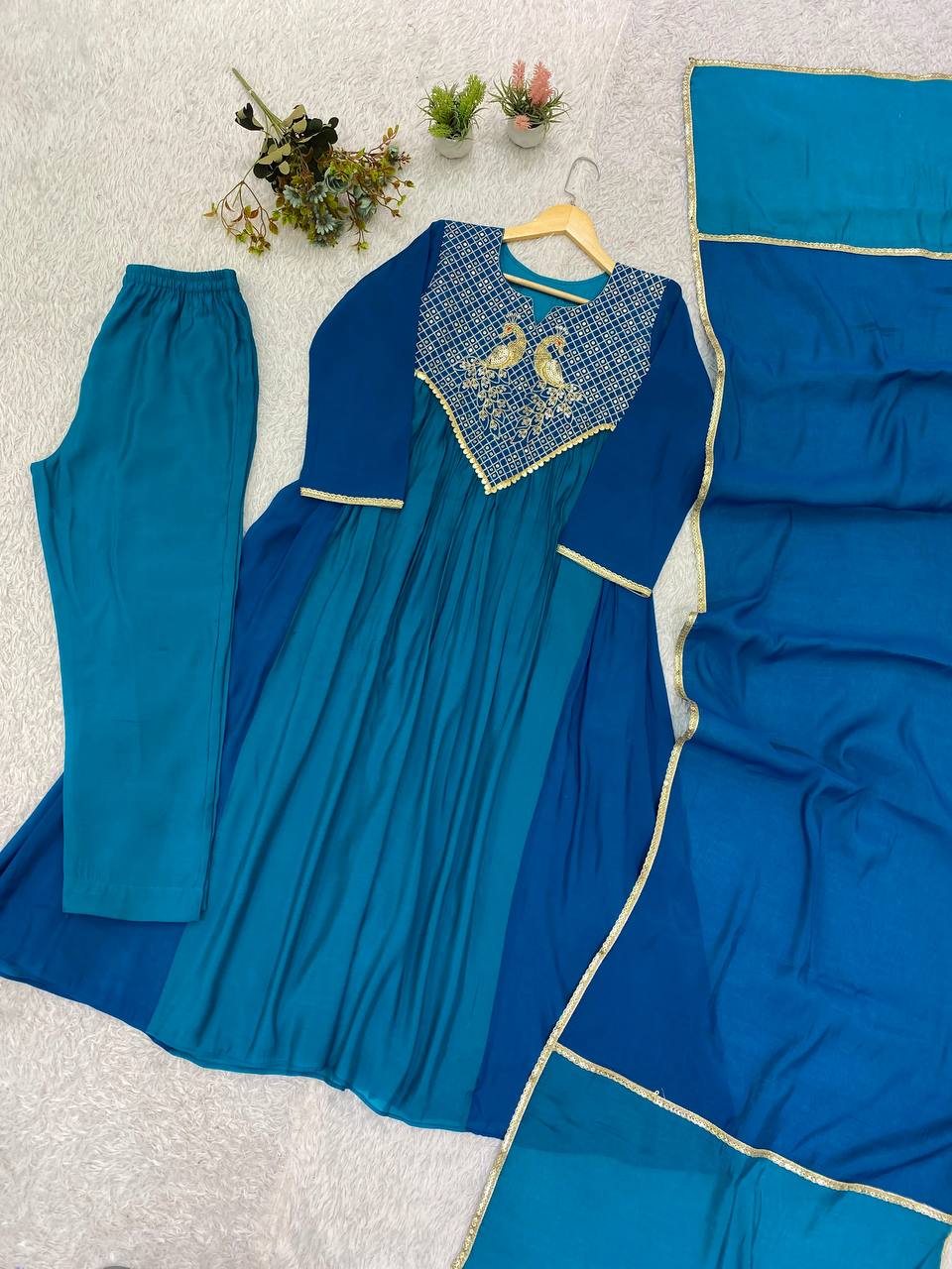 Teal Blue Mul Chanderi Sequin Kurta Pant Set, view 6