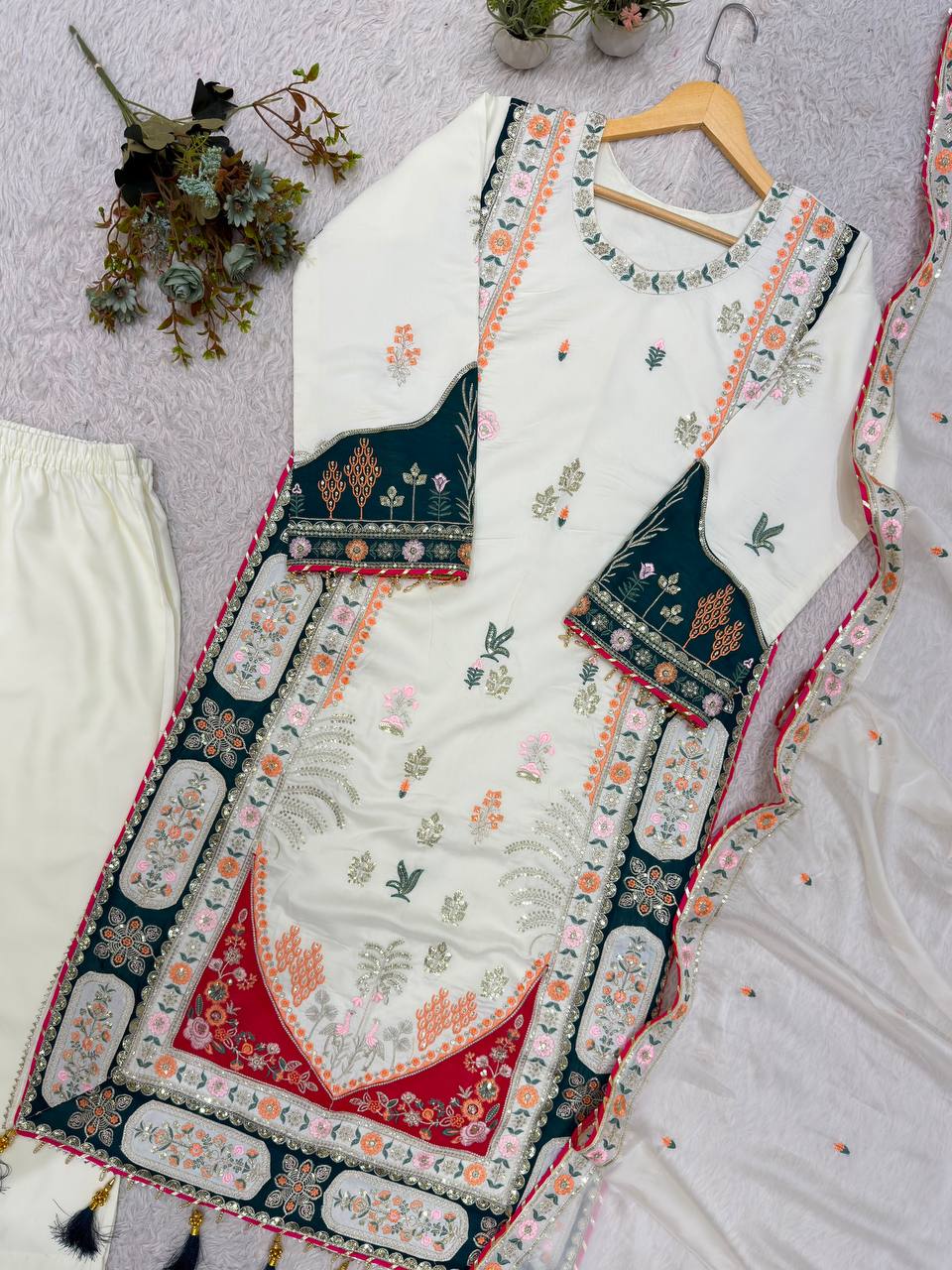 White Star Silk Sequin Kurta Pant Set, view 6