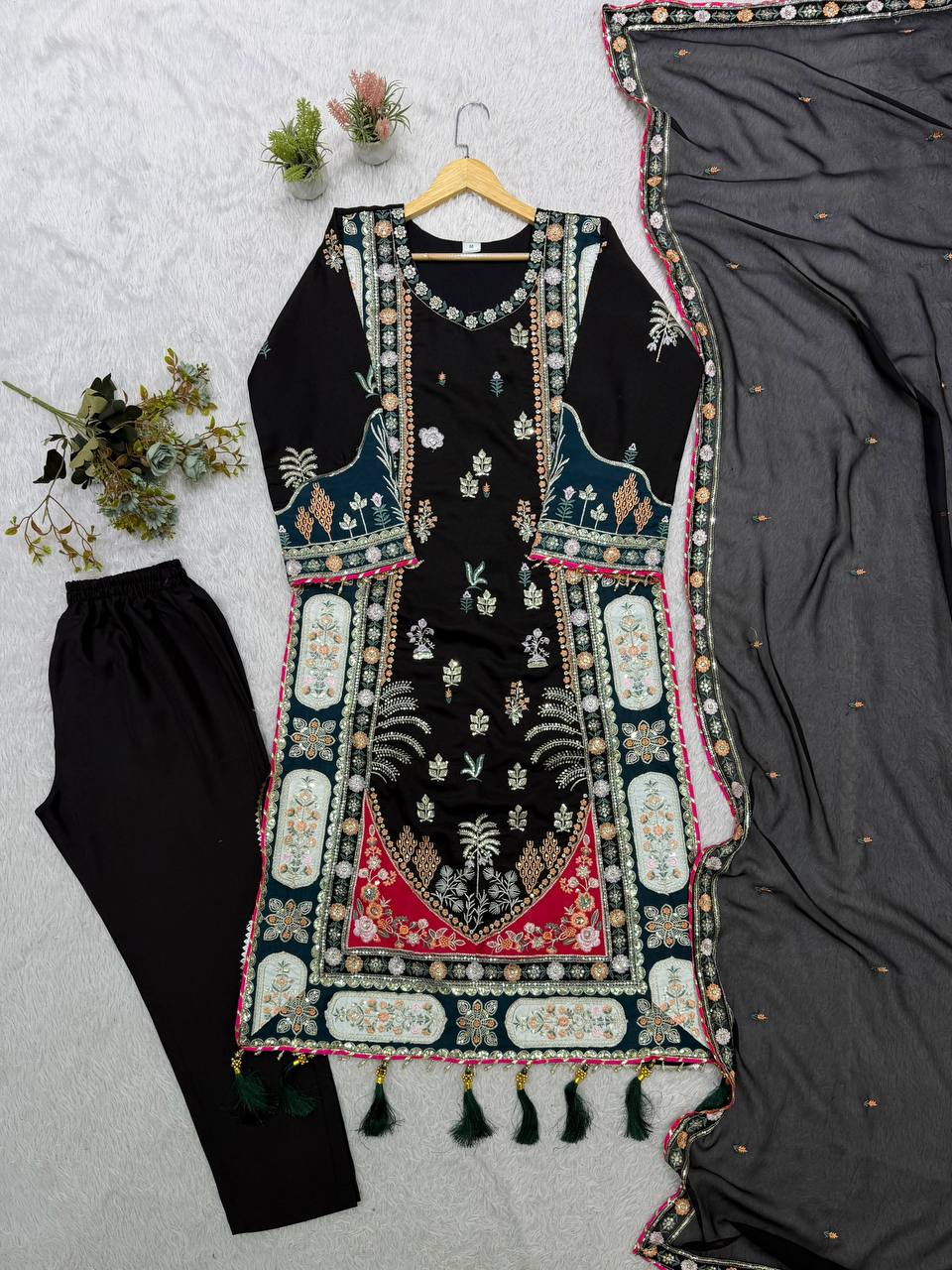 Black Star Silk Sequin Kurta Pant Set, view 4