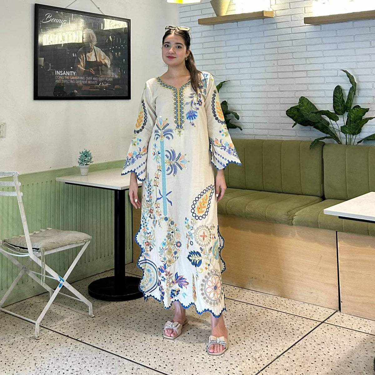 Off-White Star Silk Mirror Work Kurta Pant Set