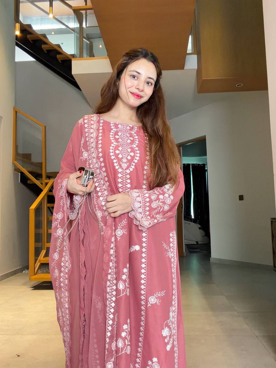 Rose Pink Mul Chanderi Embroidered Kurta Pant Set, view 4