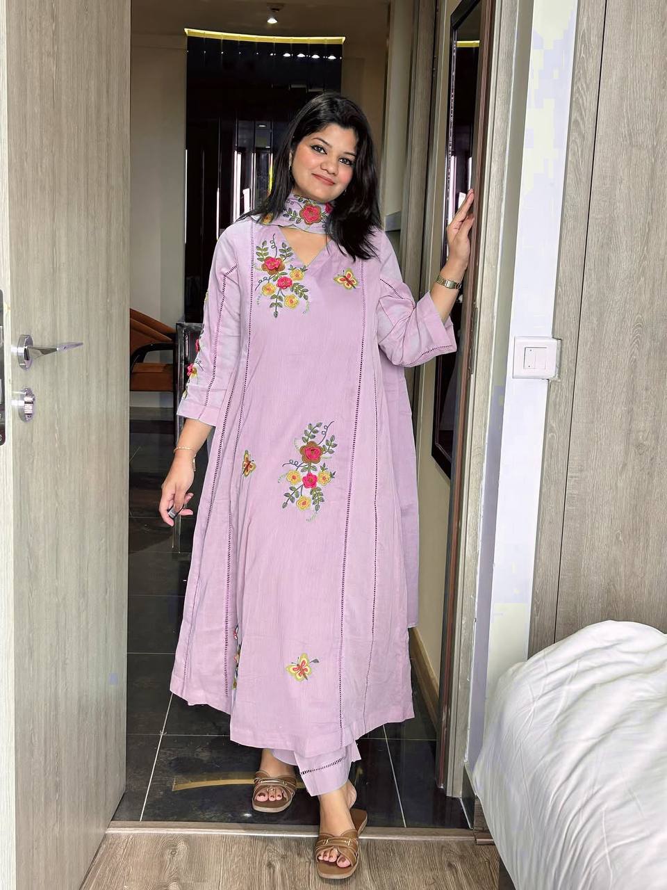 Lavender Chinon Embroidered Kurta Pant Set