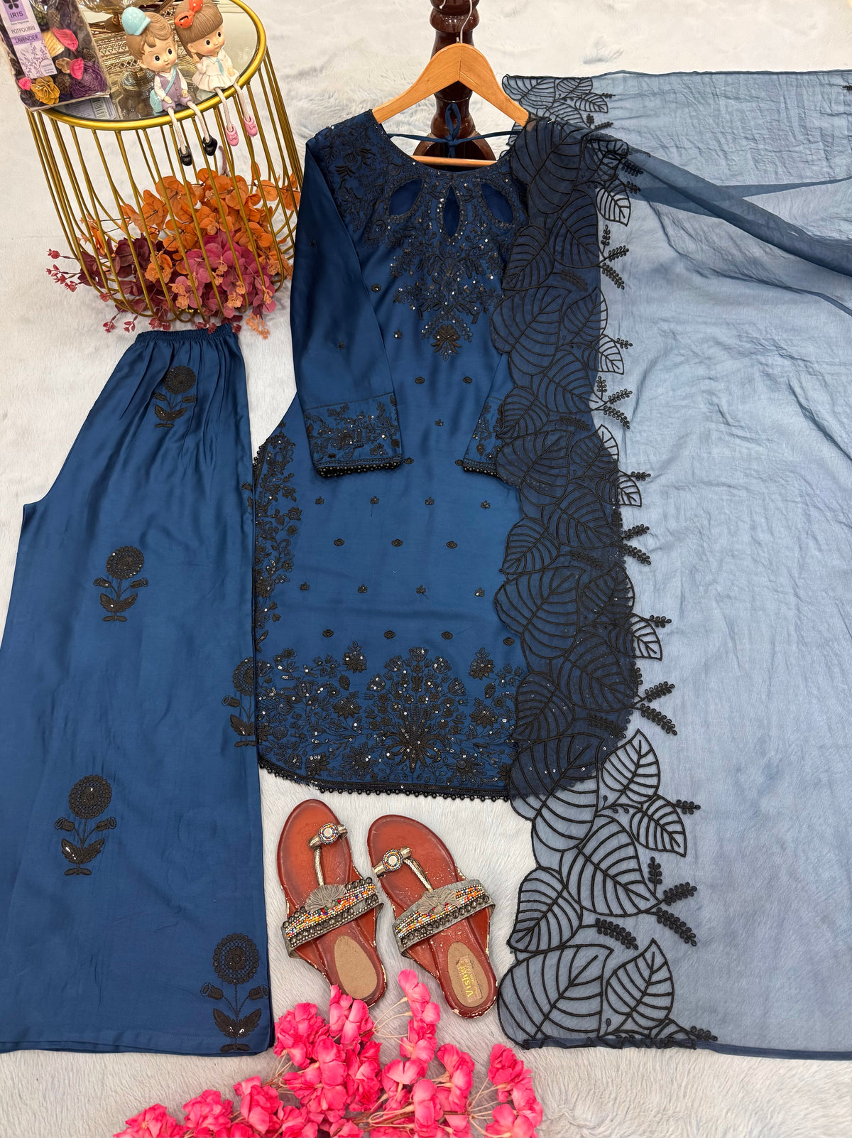 Navy Blue Satin Kurta Set with Organza Dupatta, view 3