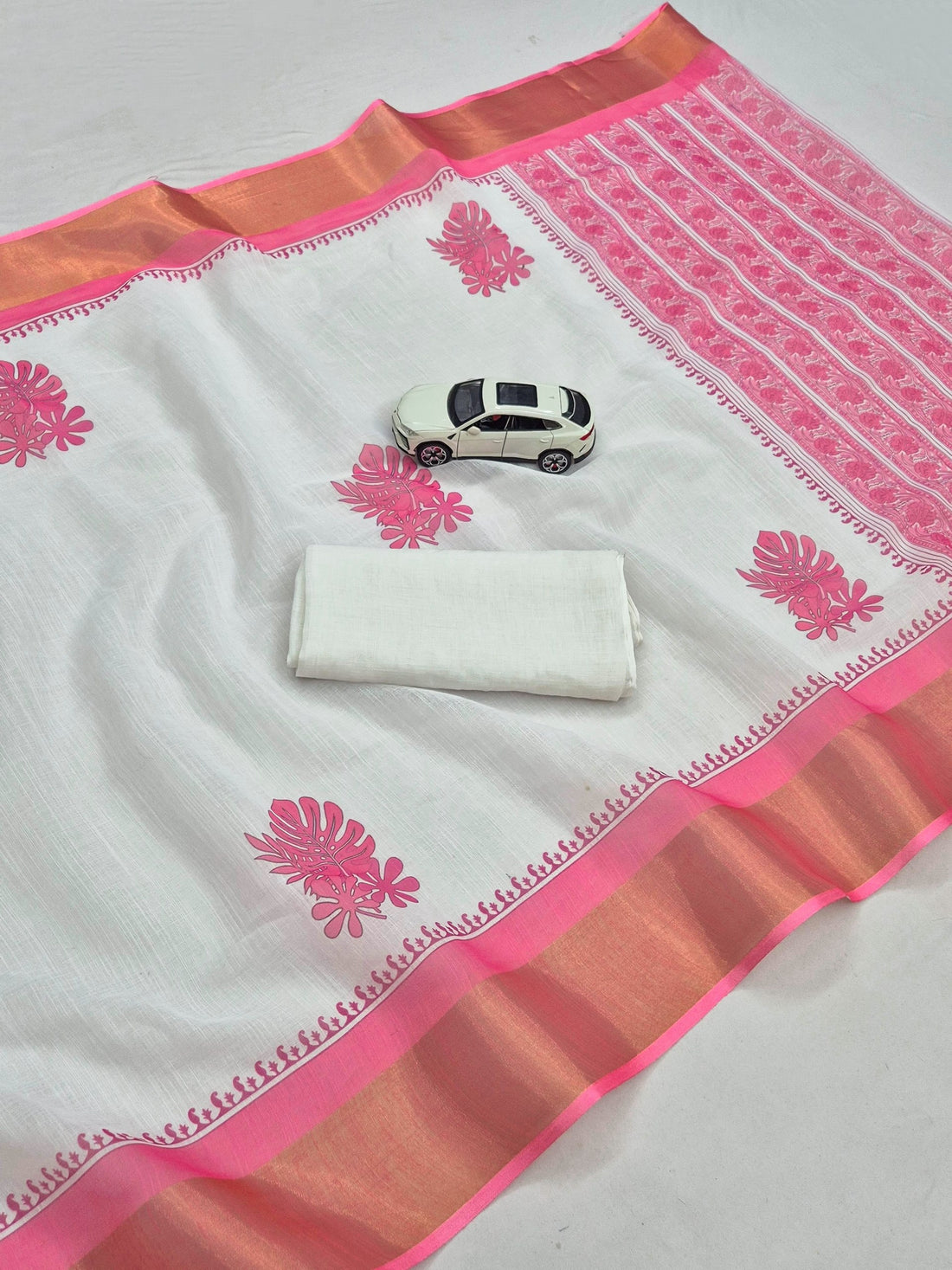 Off-White and Pink Kerala Linen Saree