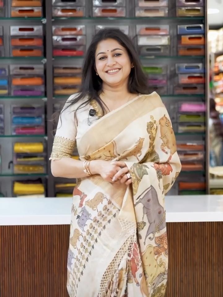 Off-White Kerala Linen Pichwai Print Saree, view 3
