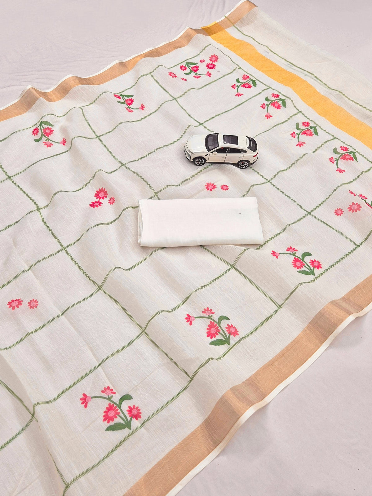 Off-White Linen Floral Checks Saree with Zari Border, view 6