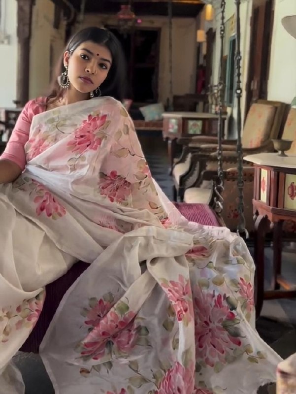 Off-White and Pink Linen Floral Saree with Zari Border, view 5