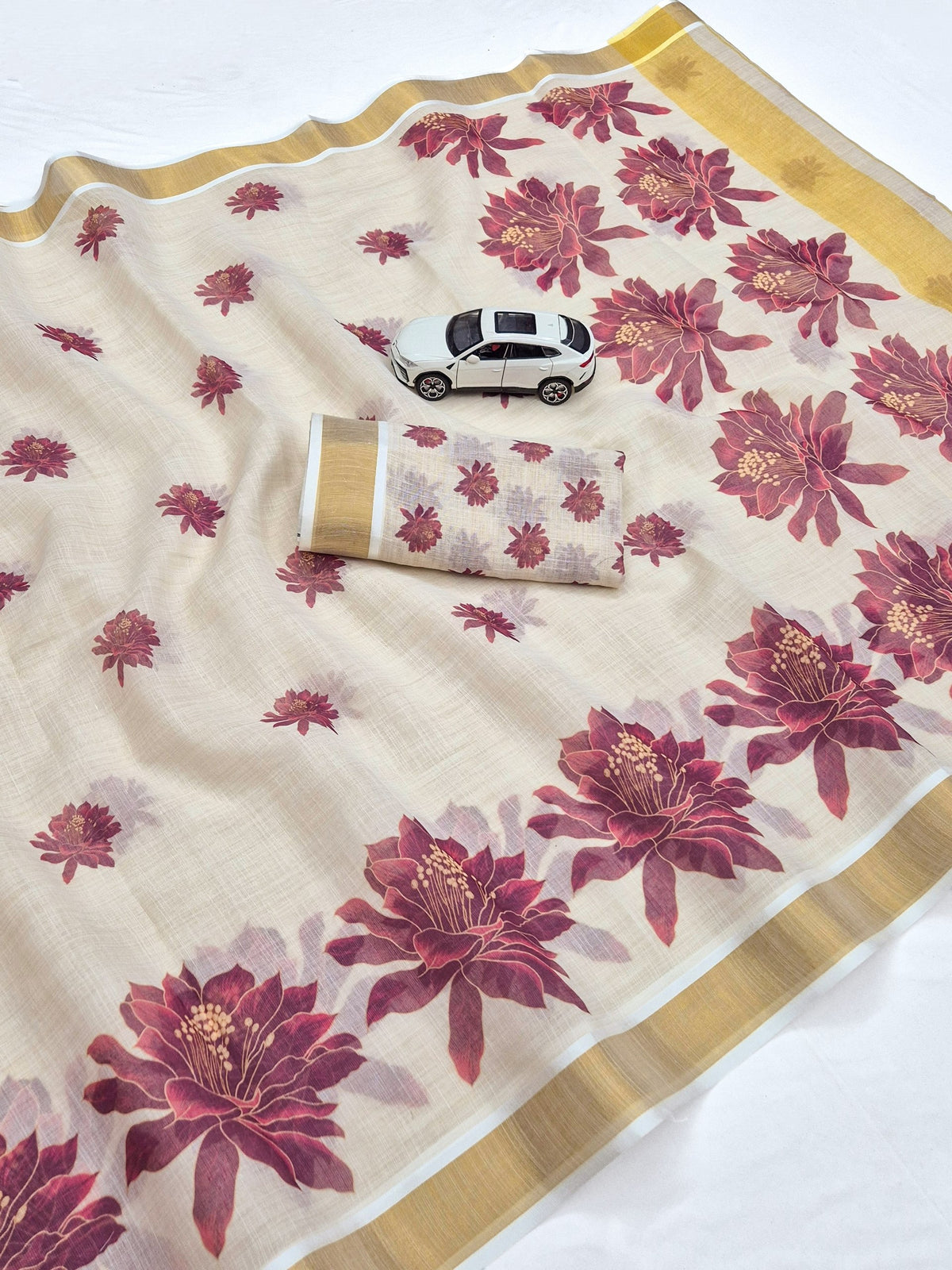 Maroon Linen Floral Print Saree with Zari Border, view 2