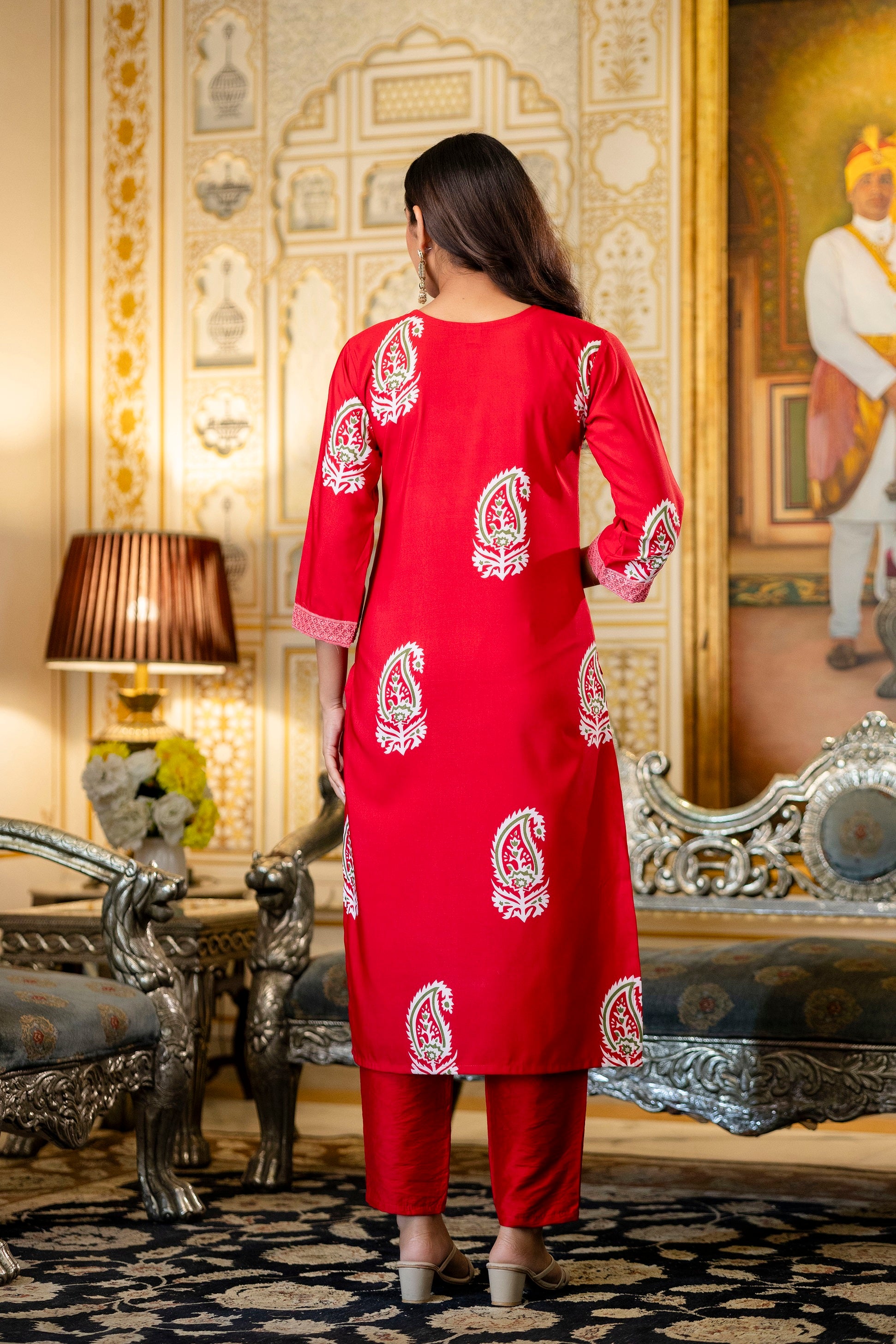 Red Ethnic Outfit Featuring a Kurta With White Paisley Print