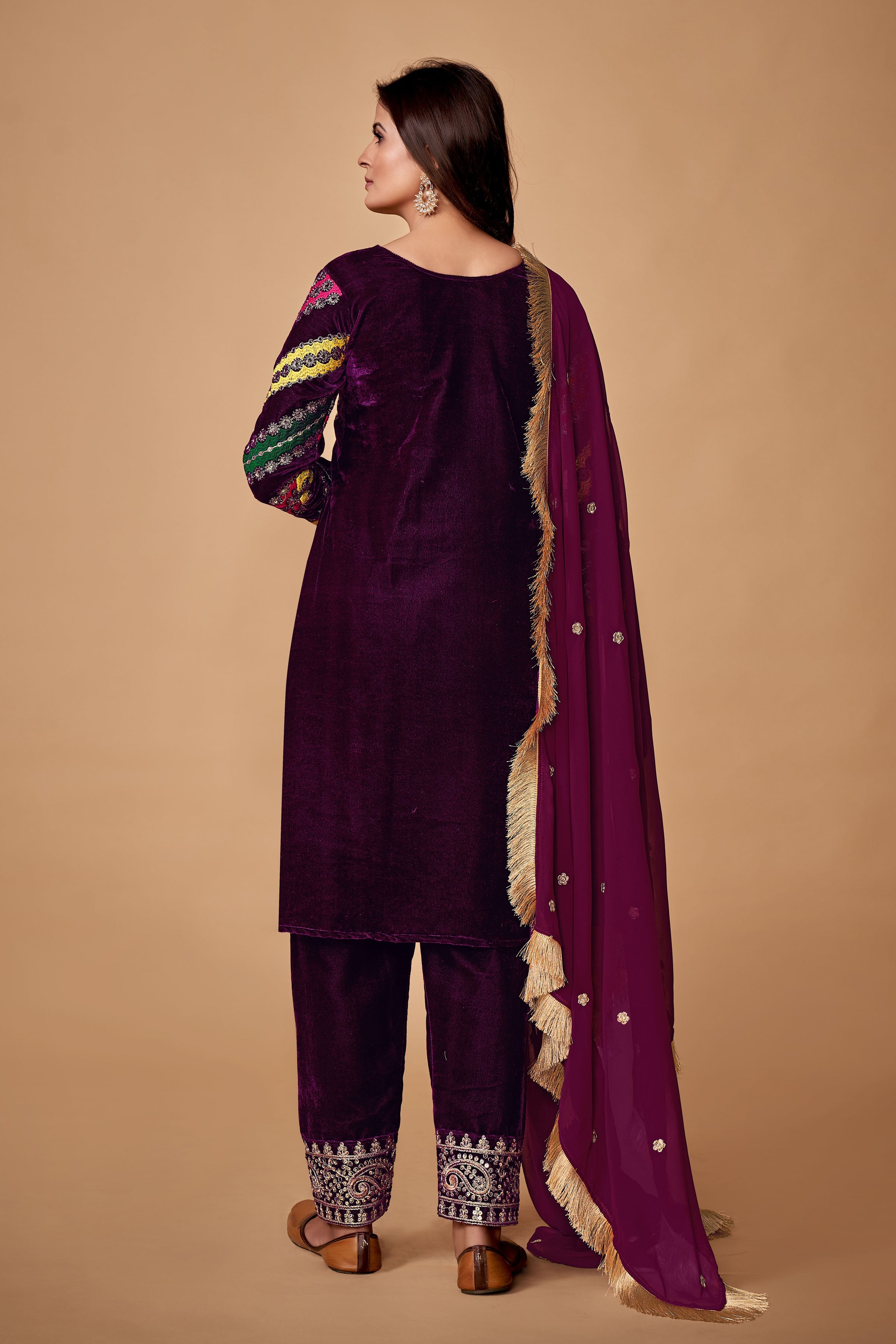 Purple Velvet Zari Embroidered Straight Kurta Set With Straight Bottom
