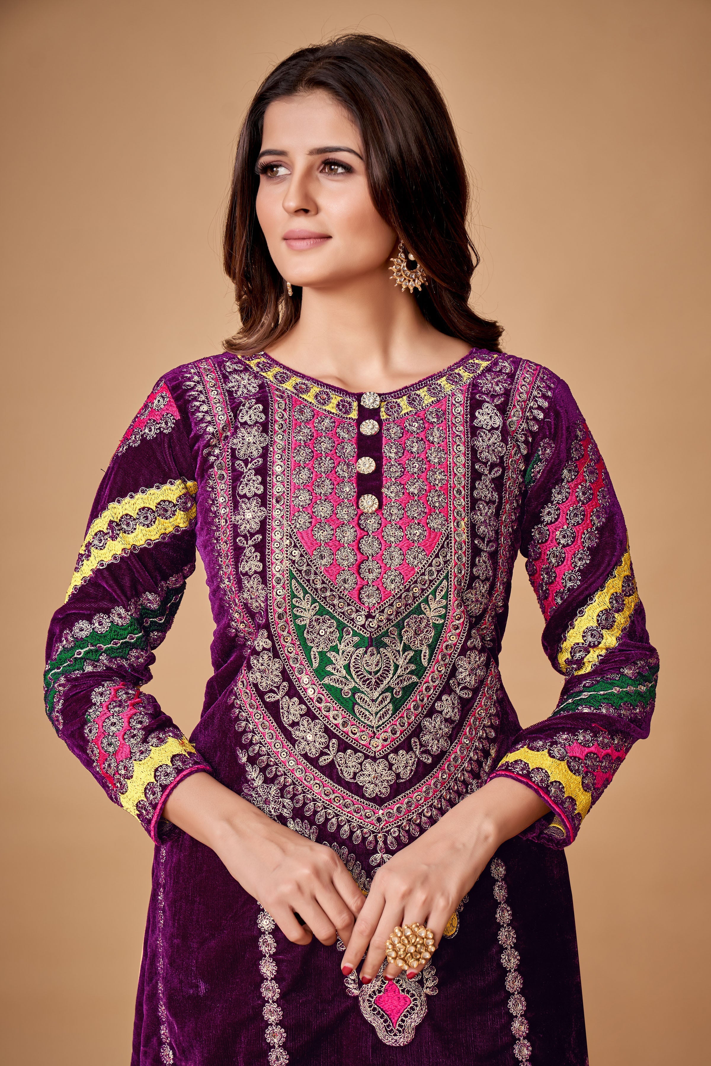 Purple Velvet Zari Embroidered Straight Kurta Set With Straight Bottom