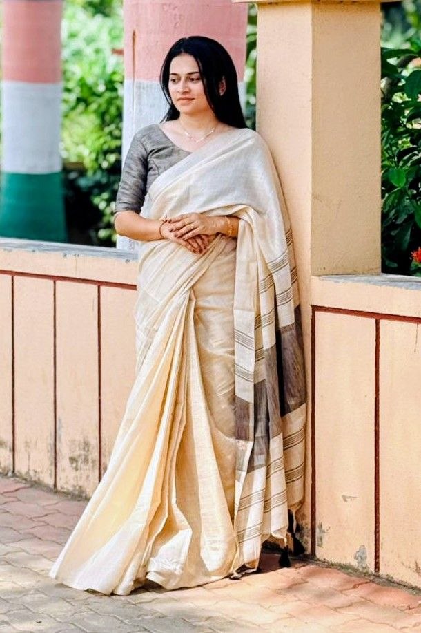 Black Mysore Silk Linen Jacquard Border Saree, view 3