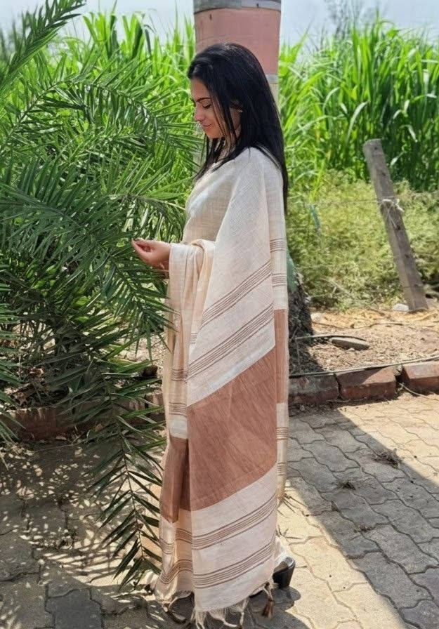 Mustard Mysore Silk Linen Jacquard Border Saree, view 3