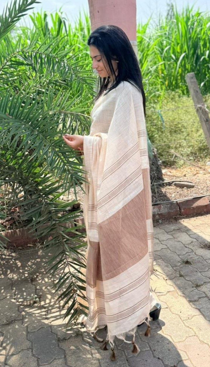 Mustard Mysore Silk Linen Jacquard Border Saree, view 4