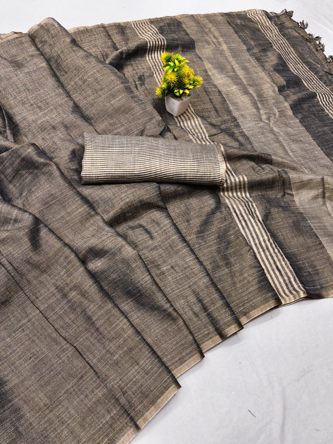 Taupe Grey Linen Tissue Jacquard Saree