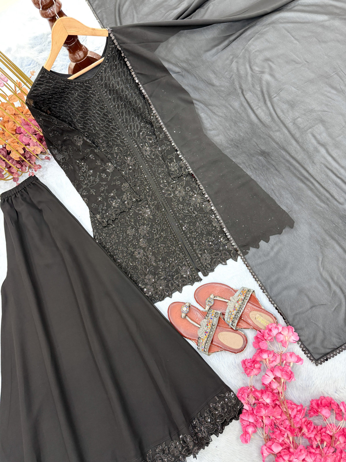Black Georgette Short Kurta Palazzo Set, view 5