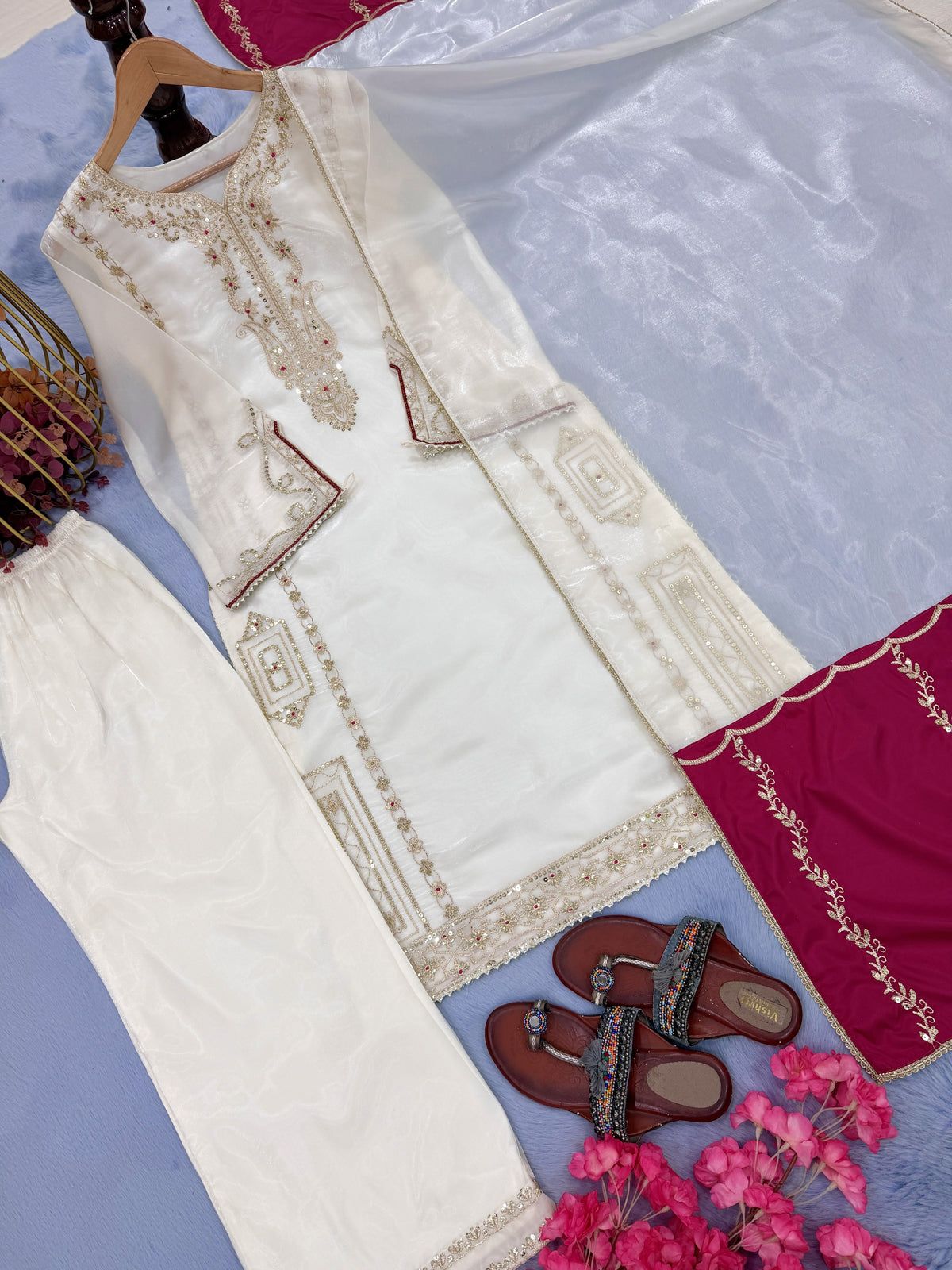 Off-White Jimmy Choo Kurta Set with Contrast Dupatta, view 3