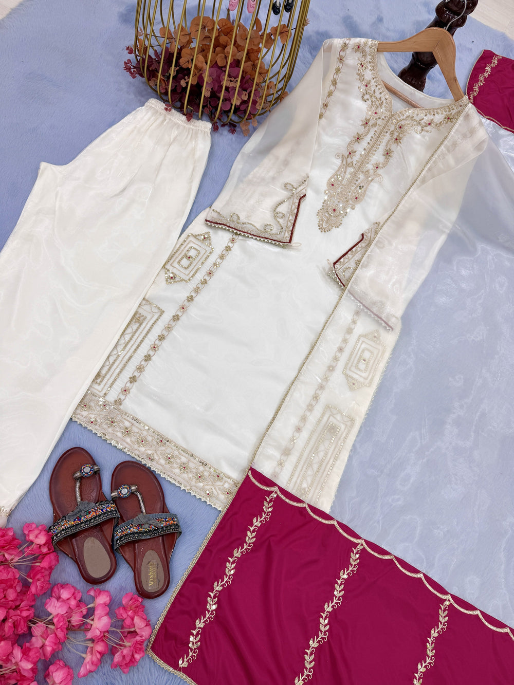 Off-White Jimmy Choo Kurta Set with Contrast Dupatta, view 4