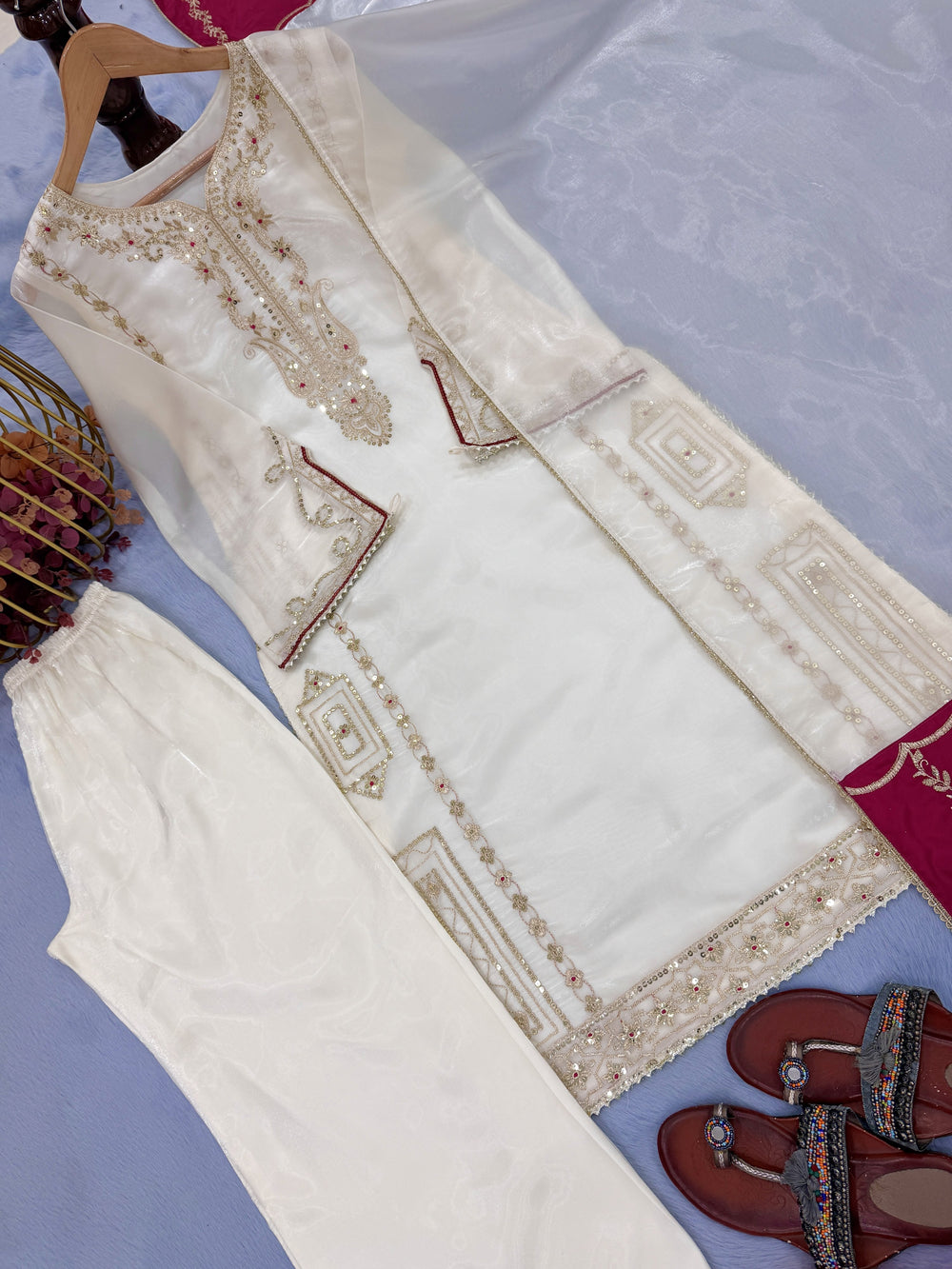 Off-White Jimmy Choo Kurta Set with Contrast Dupatta, view 6