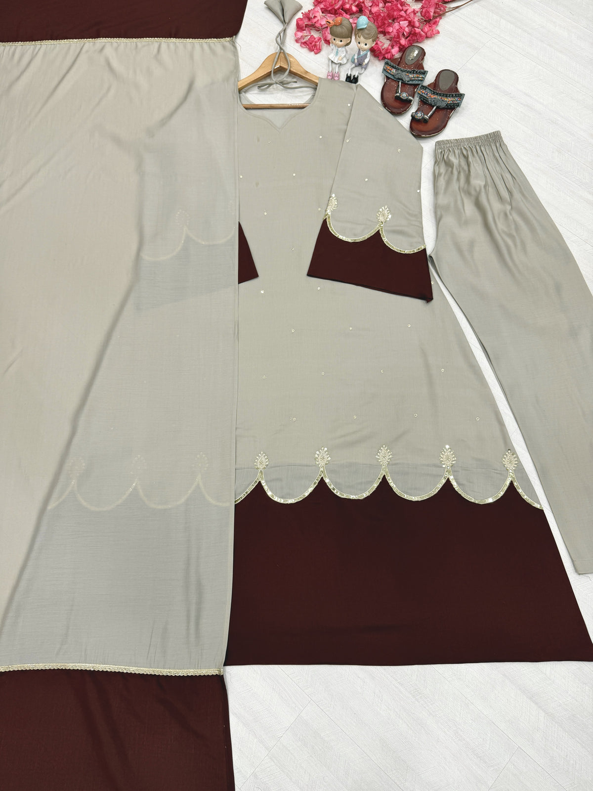Grey Roman Silk Kaftan Palazzo Set, view 5