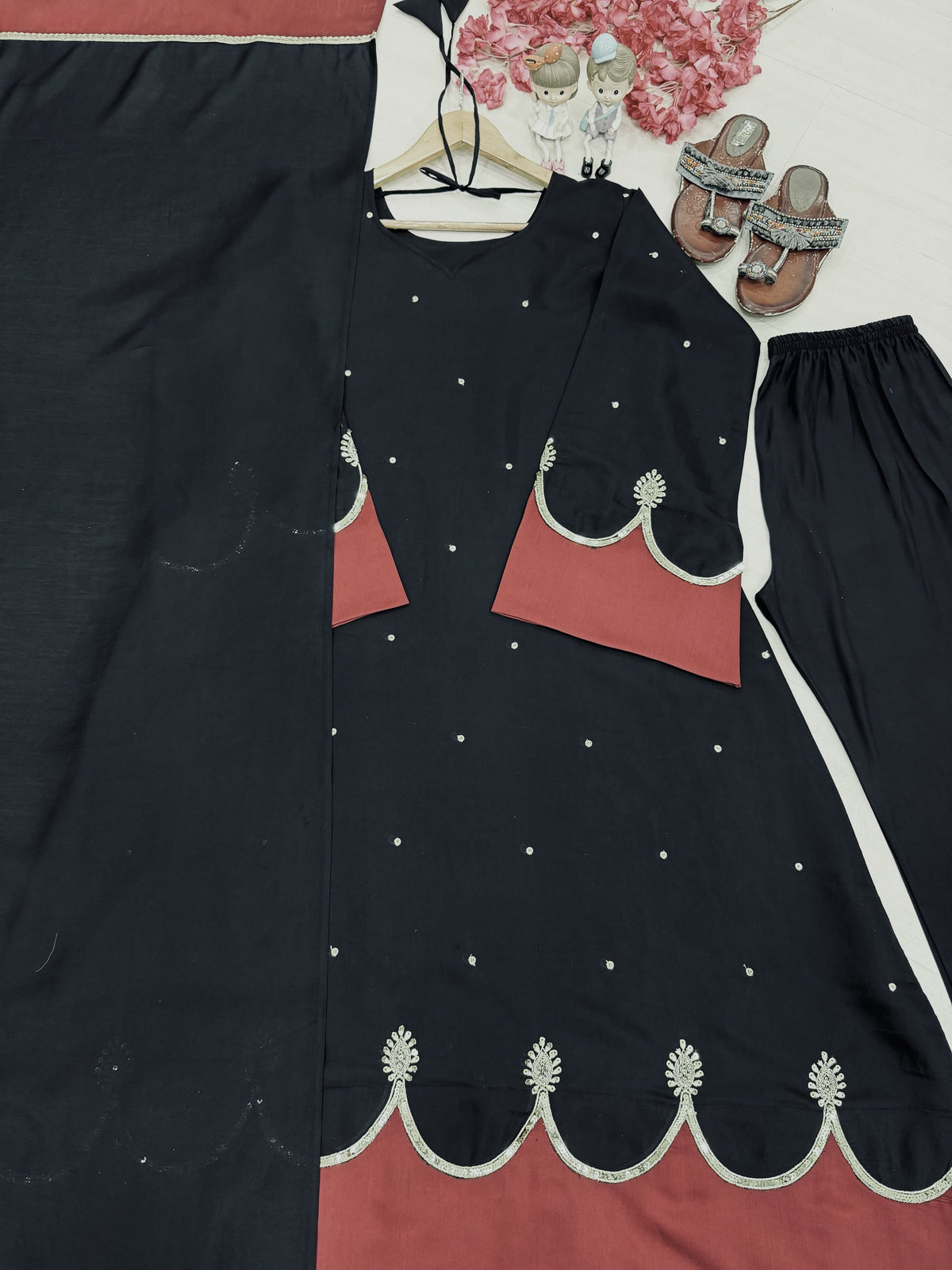 Black Roman Silk Kaftan Palazzo Set, view 7