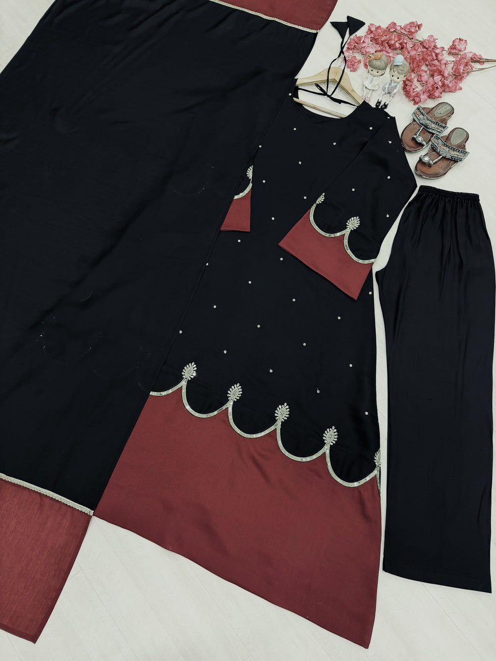 Black Roman Silk Kaftan Palazzo Set, view 8