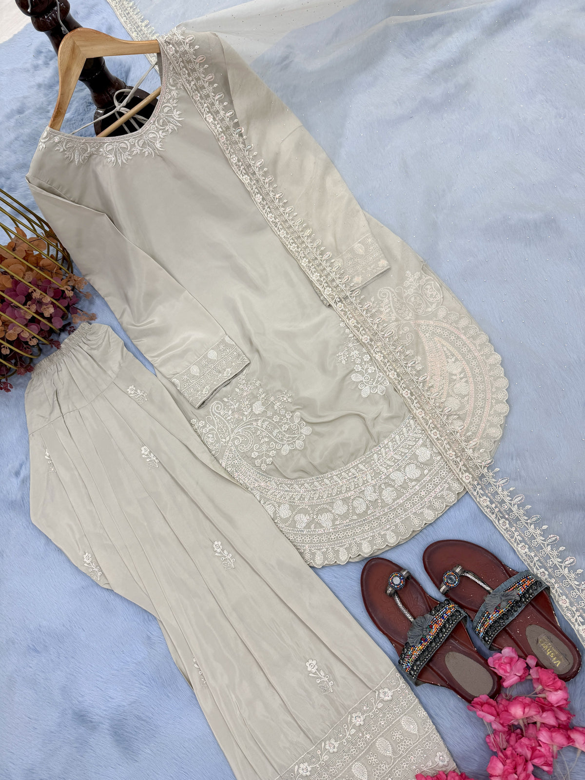Ivory Crepe Kurta Farshi Palazzo Set, view 3