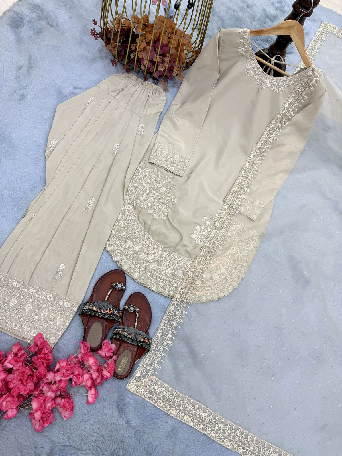 Ivory Crepe Kurta Farshi Palazzo Set, view 4