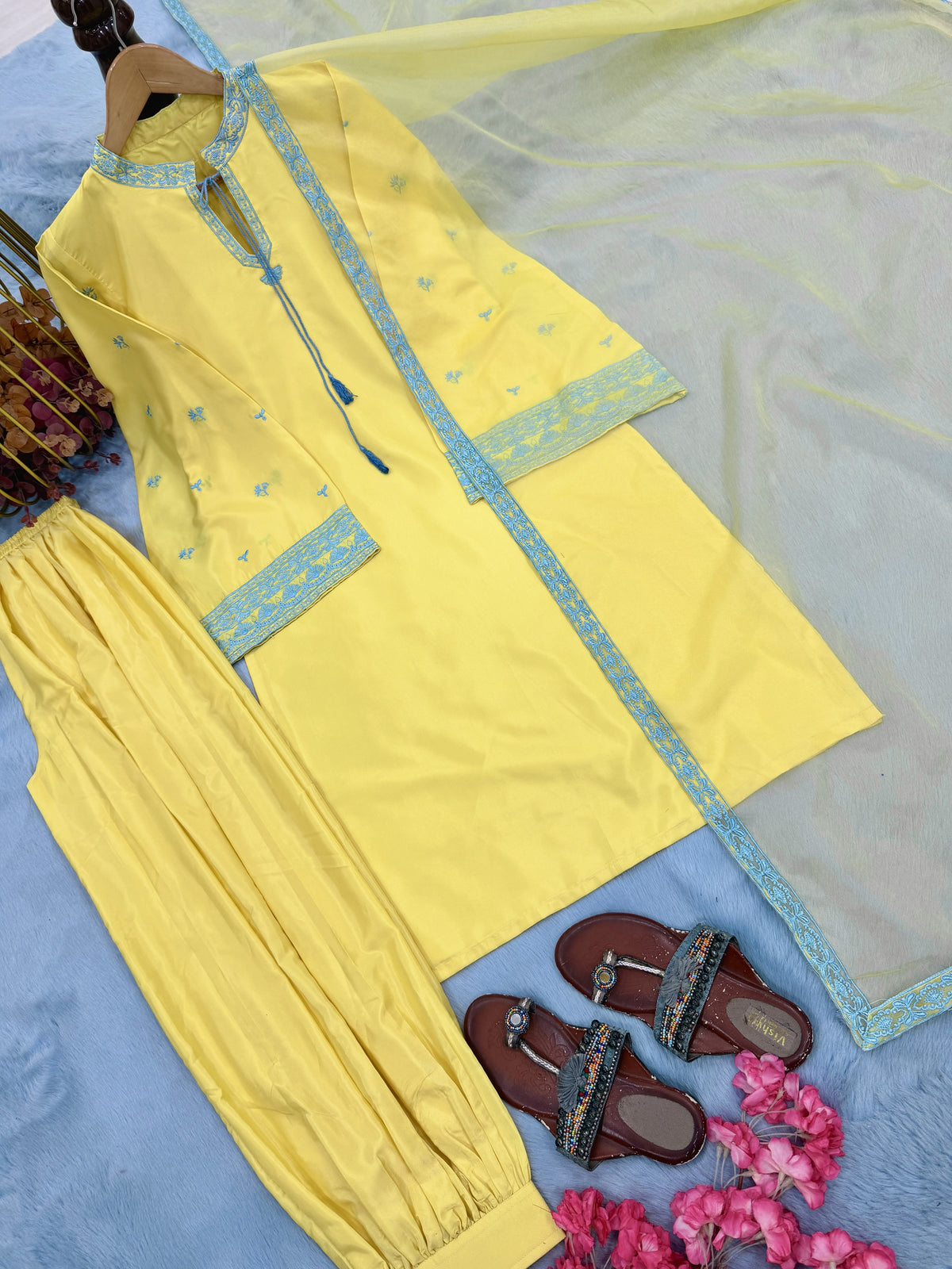 Yellow Crepe Kurta Set with Balloon Pants, view 6
