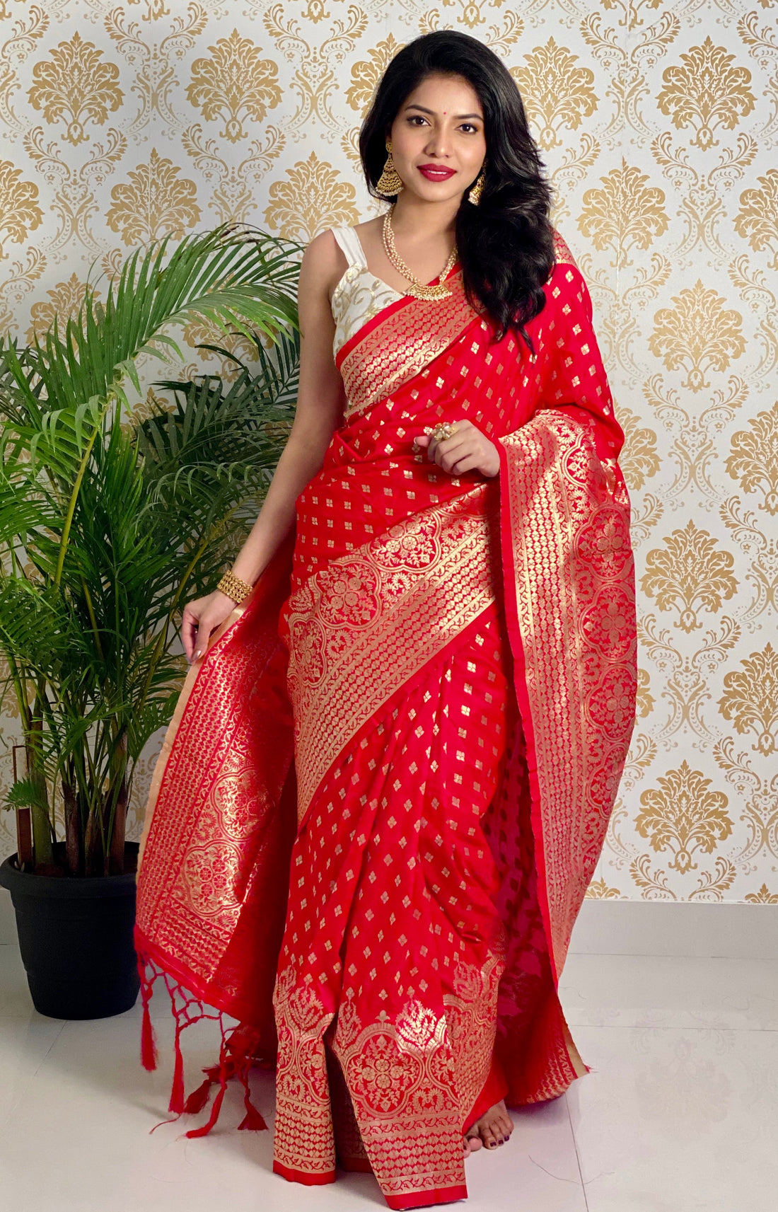 Red Zari Golden Weaving Rich Saree